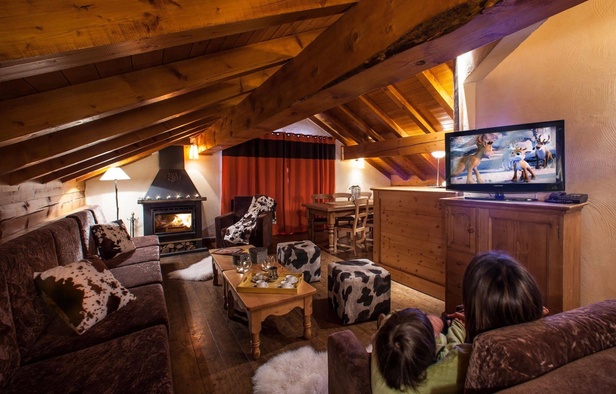 Chalets Montana Planton Tignes Exteriör bild