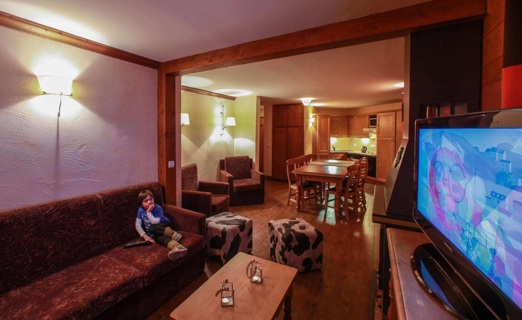 Chalets Montana Planton Tignes Exteriör bild